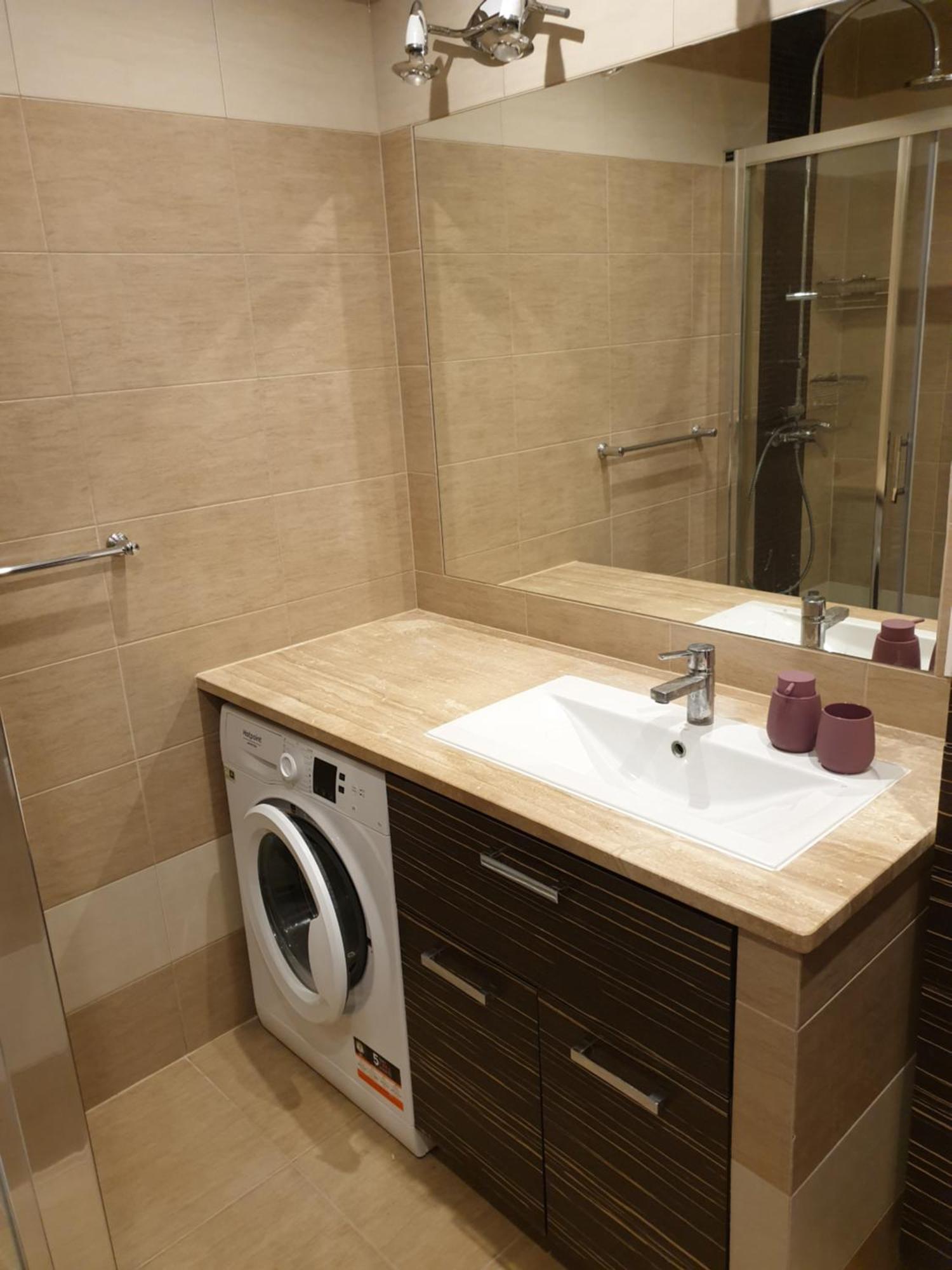 Przestronny Apartament Dla 9 Osob - 4 Sypialnie, Parking Gliwice Zewnętrze zdjęcie