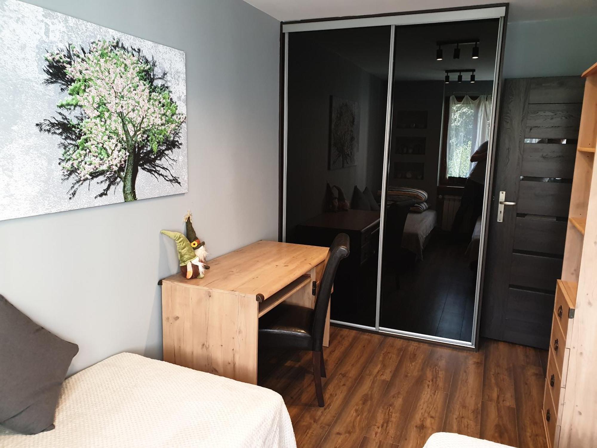 Przestronny Apartament Dla 9 Osob - 4 Sypialnie, Parking Gliwice Zewnętrze zdjęcie